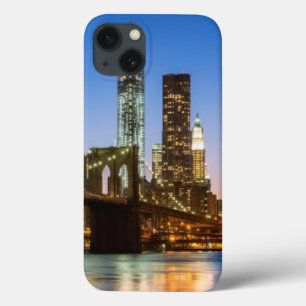 Manhattan und Brooklyn-Brücke an der Dämmerung Case-Mate iPhone Hülle