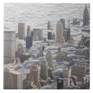 Manhattan unter bewölktem Himmel Fliese