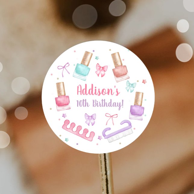 Mani-Pedi Party Manicure Pedicure Nail Polish Runder Aufkleber (Von Creator hochgeladen)