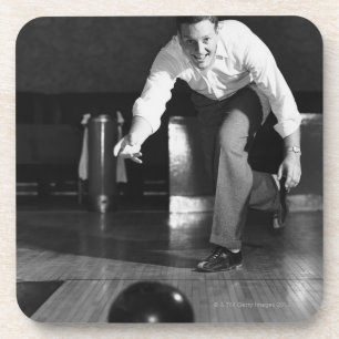Mann beim Bowling Getränkeuntersetzer