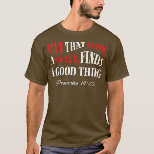 Mann, der eine Ehefrau findet, die er findet, eine T-Shirt