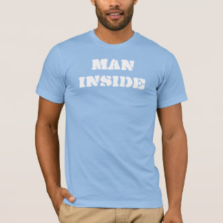 Mann im T-Shirt