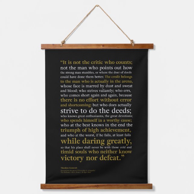Mann in der Arena von Teddy Roosevelt Wandteppich Mit Holzrahmen (Vorderseite)