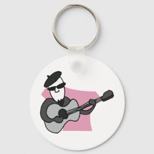 Mann mit Barett spielt akustische Gitarre Schlüsselanhänger