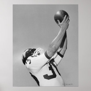 Mann spielt Fußball Poster