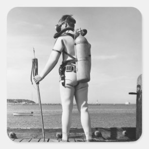 Mann steht auf Pier Quadratischer Aufkleber