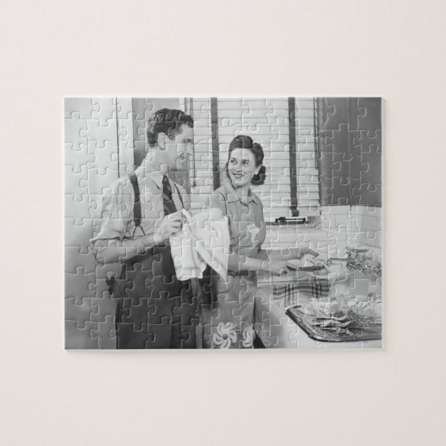 Mann und Frau, die Geschirr tun Puzzle (Horizontal)