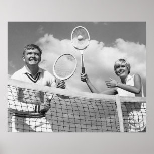 Mann und Frau, die Tennis spielen Poster