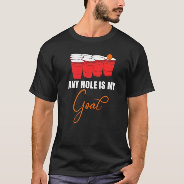 Männer, die eine Rolle spielen, sind alkoholische  T-Shirt (Vorderseite)