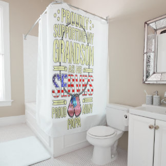 Männer, die meinen Enkel unterstützen, dienen als  Duschvorhang