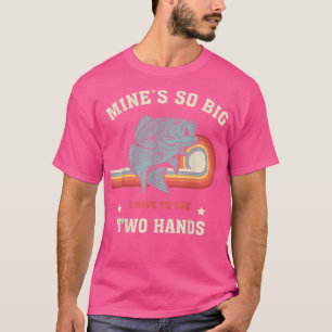 Männer, die T-Shirt so groß fischen, dass ich zwei