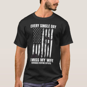 Männer erinnern sich an alle, die Ehefrau Red Frid T-Shirt