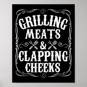 Männer grillen Fleisch und klatschen Wangen Lustig Poster