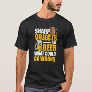 Männer scharfen Objekte und biegen, was schief geh T-Shirt