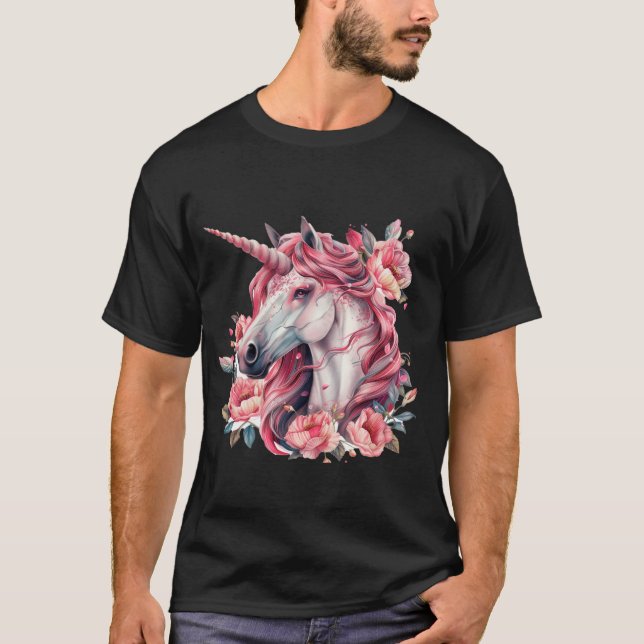 Männer T - Shirt mit Einhorn. (Vorderseite)