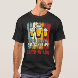 Männer trinken Beifall, weil sie ein lebendiger Me T-Shirt