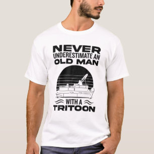 Männer unterschätzen nie einen alten Mann mit ei T-Shirt