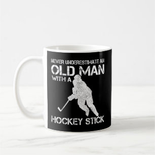 Männer unterschätzen nie einen alten Mann mit Hock Kaffeetasse