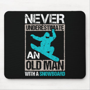 Männer unterschätzen nie einen alten Mann mit Snow Mousepad