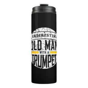 Männer unterschätzen nie einen alten Mann mit Wass Thermosbecher