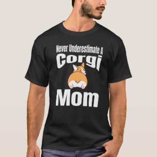 Männer unterschätzen nie einen korgischen Mama Hun T-Shirt