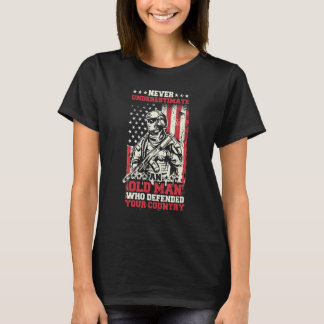Männer Unterschätzen niemals einen alten Mann, der T-Shirt