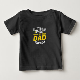 Männliche Elektriker bei Tag Welten besten Vater b Baby T-shirt