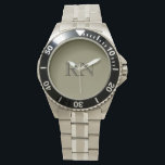 Männliche RN-Krankenschwester Männer-Sitte Armbanduhr<br><div class="desc">Zeigen Sie Ihren Stil mit dieser männlichen RN Nurse Men's Custom Watch. Es ist modern und minimalistisch,  beruflich eingerichtet. Passen Sie die Uhr an,  um Ihren Anzug zu gewährleisten. Sie können auch die Hintergrundfarbe aus dem Salbei-Grün wie gezeigt ändern. Das ist ein perfektes Geschenk für jede männliche Krankenschwester.</div>