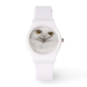Männliche Schneekugel (Bubo scandiacus) ist eine g Armbanduhr