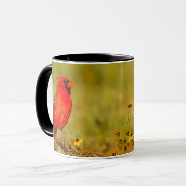 Männlicher Kardinal auf Baumstamm Tasse (Vorderseite Links)