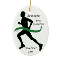 Männlicher Marathon Runner Green Ribbon Ornament