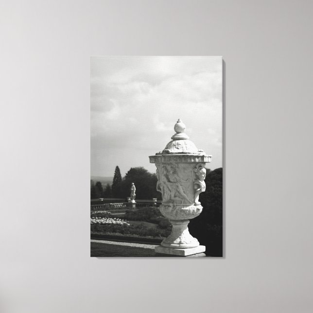 Manor Gardens Schöner Urn Leinwanddruck (Vorderseite)