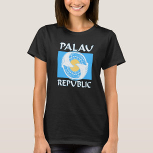 Manta Ray auf Palauan Flag von Palau T-Shirt