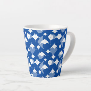 Manta Rays and Stingray Patches auf Ocean Blue Milchtasse
