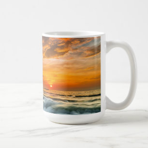 Manyar Strand am Sonnenaufgang Kaffeetasse