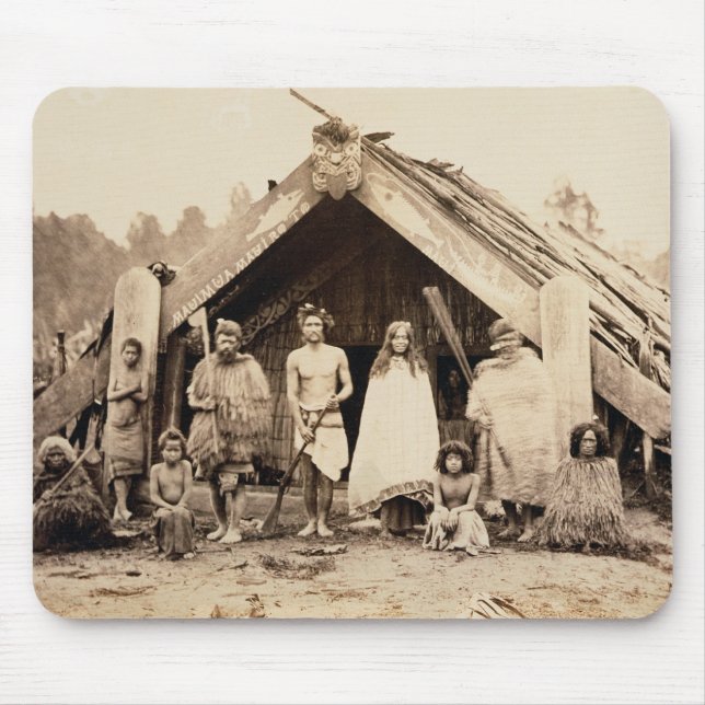 Maori- Familie, Neuseeland, c.1880s (Albumendruck) Mousepad (Vorne)