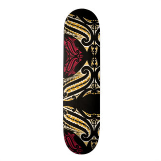Maori- traditioneller moko Entwurf in red& Gelb Skateboard