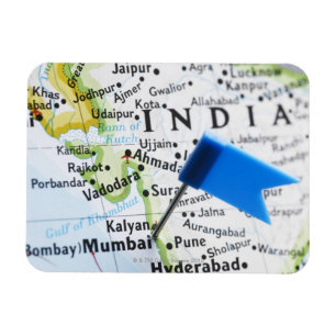 Map Button in Mumbai, Indien auf Karte, nah-up Magnet