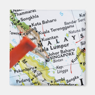 Map-Button in Singapur auf Karte, nah-up Magnet
