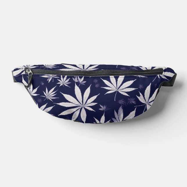 "Maple Noir: Schwarzer Farbstil mit Ahornleaf De D Bauchtasche (Ablage )