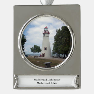 Marblehead-Leuchtturm-Metallverzierung Banner-Ornament Silber