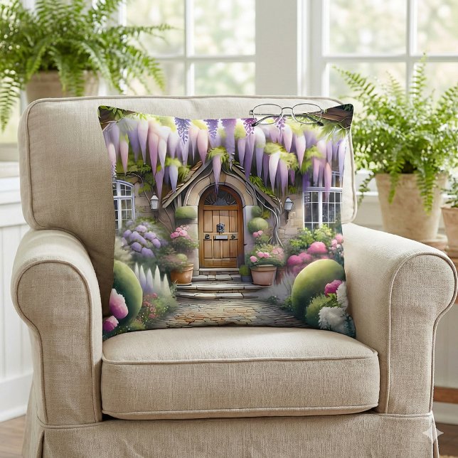 Märchenhafter Cottage-Gartenweg Kissen (Whimsical Cottage Garden Pathway Throw Pillow Mockup A)