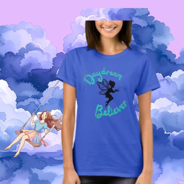 Märchenhafter Tagtraum-Gläubiger T-Shirt (Von Creator hochgeladen)