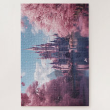 Märchenschloss-Puzzle mit rosa Kirschblüten