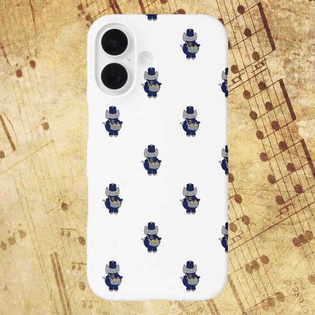 Marching Band Cat Drummer Navy Blue Gold Pattern Case-Mate iPhone Hülle (A phone case with a pattern of gray cats playing the drums while wearing navy blue and gold.)