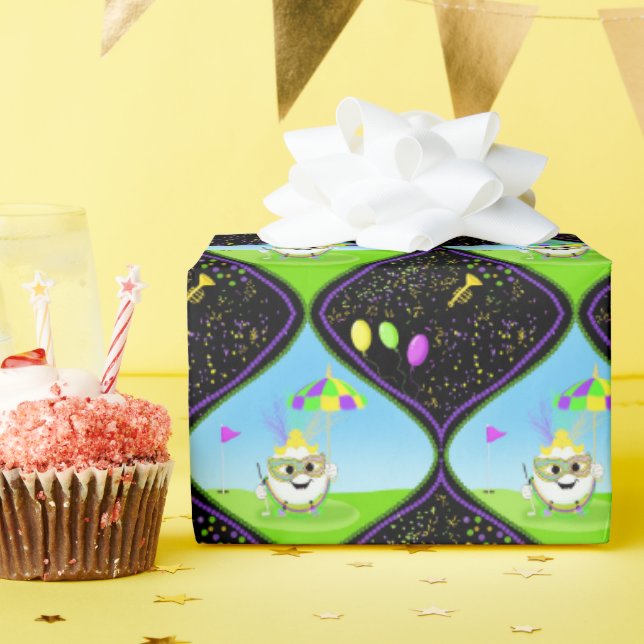 Mardi Gras Golf Ball Celebrating  Geschenkpapier (Geburtstagsparty)