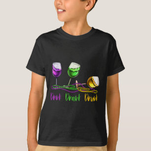Mardi Gras Outfit for women Men Wine Party Drink D T-Shirt
