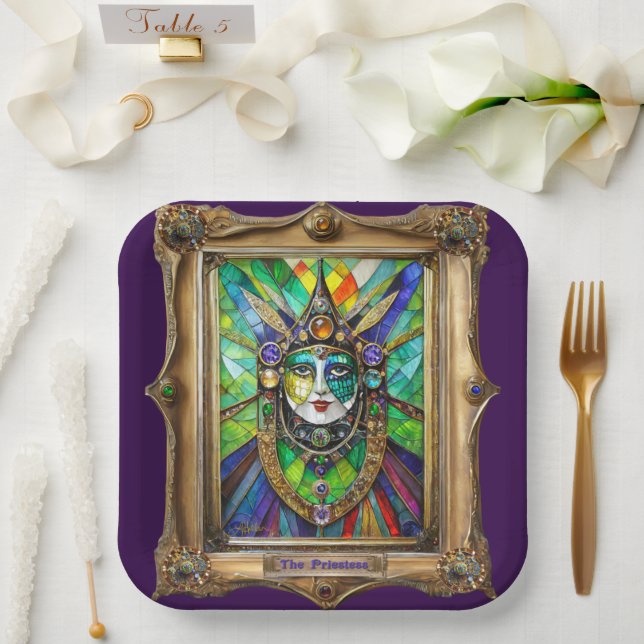 Mardi Gras Realm Portraits - Die Priesterin Pappteller (Hochzeit)
