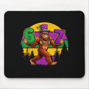 Mardi Gras Sechs Sieben 6 7 Meme Bigfoot Sasquatch Mousepad