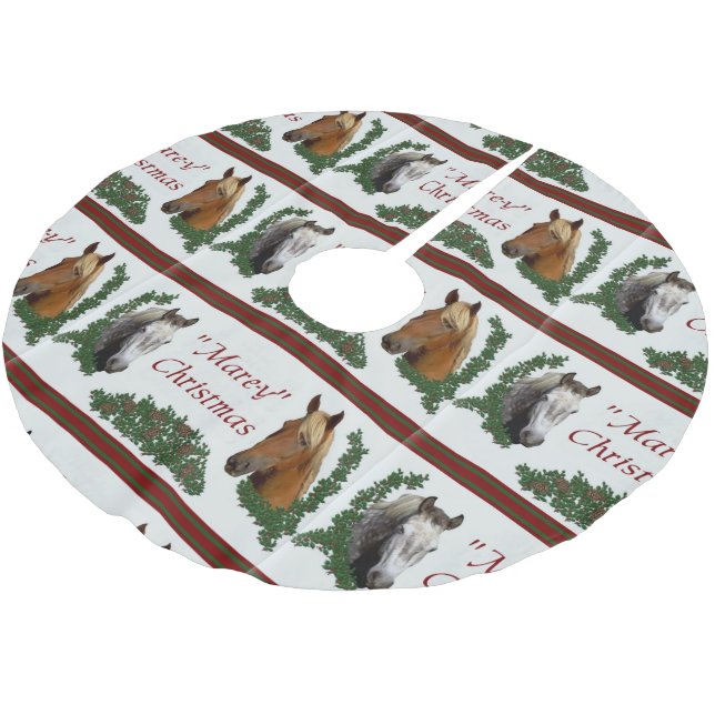 Mare-y Weihnachten Polyester Weihnachtsbaumdecke (Schrägansicht)